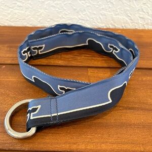Vineyard Vines classic whale canvas belt boys size large